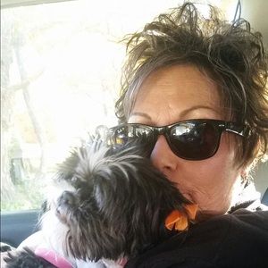 Meet your Posher, Tonette